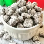 Homemade Oreo Muddy Buddies (Oreo Puppy Chow) recipe photo